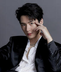 Krist Perawat.